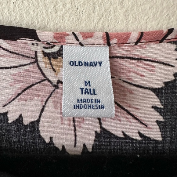 Old Navys Women’s Black and Pink Flower Dress. Size M  tall - Picture 7 of 8